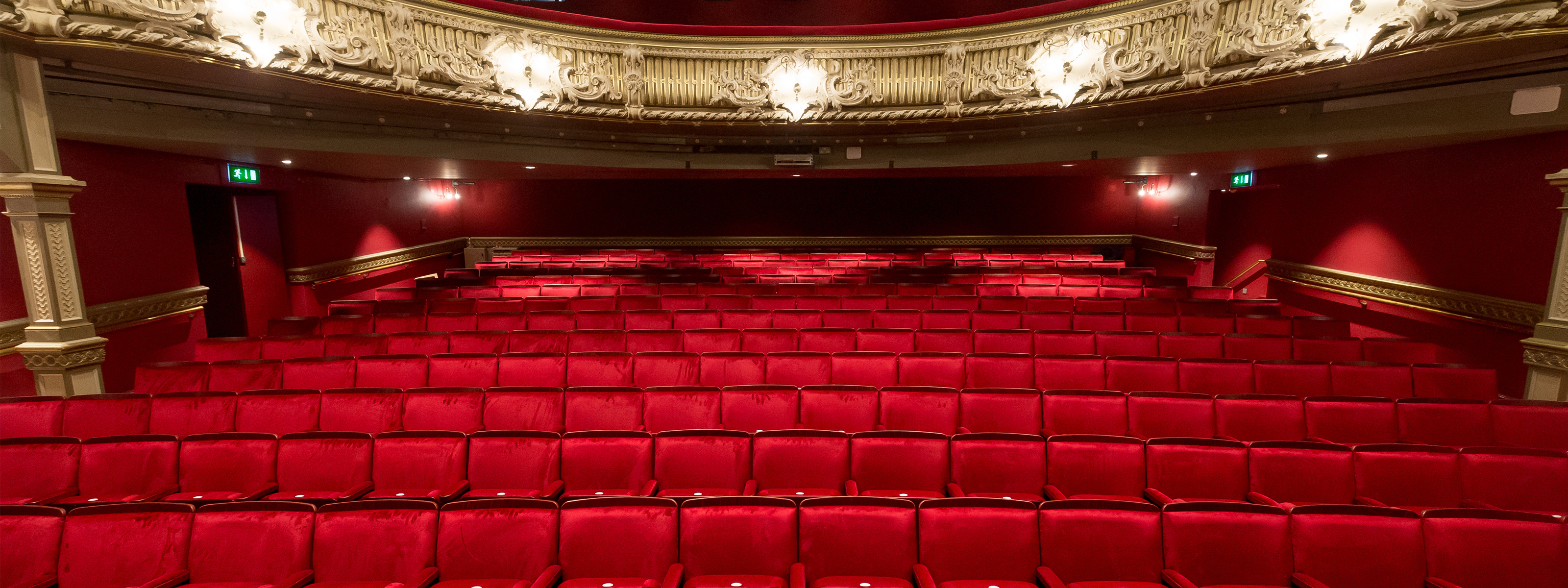 Кресло в партере 5. Кресло в партере. прямоугольник (theatre). хаммерсмит новосибирск.